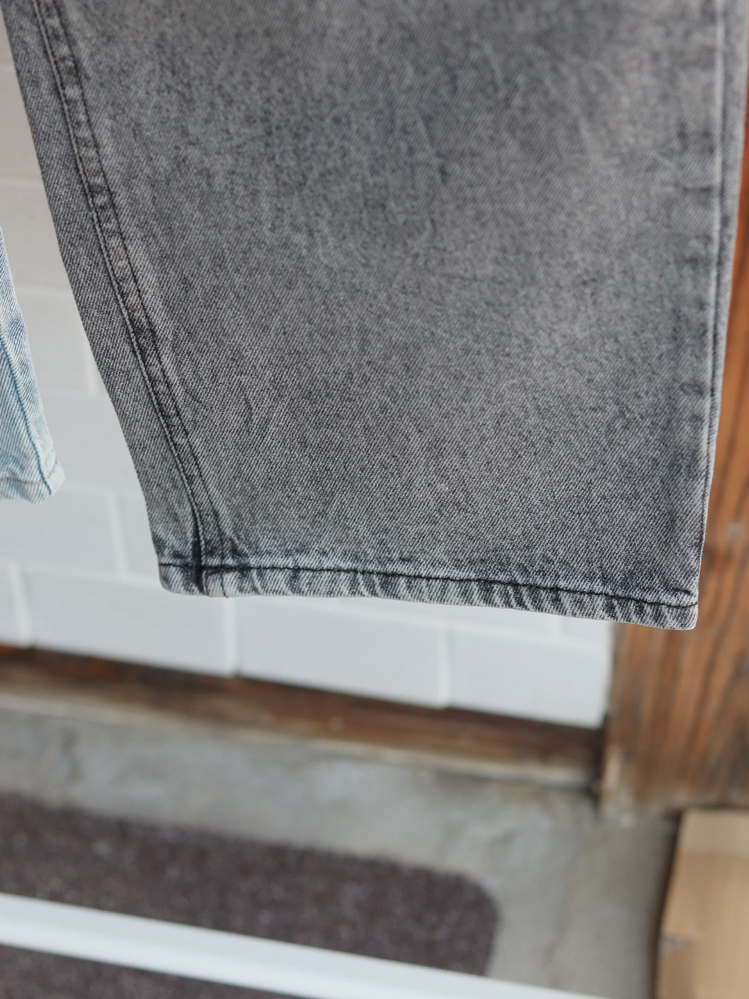 Barrel leg denim pants
