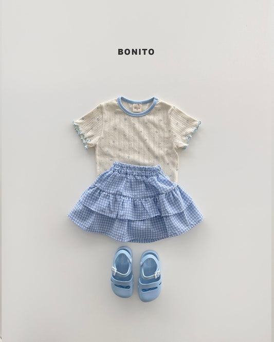 BONITO bloom eyelet tee