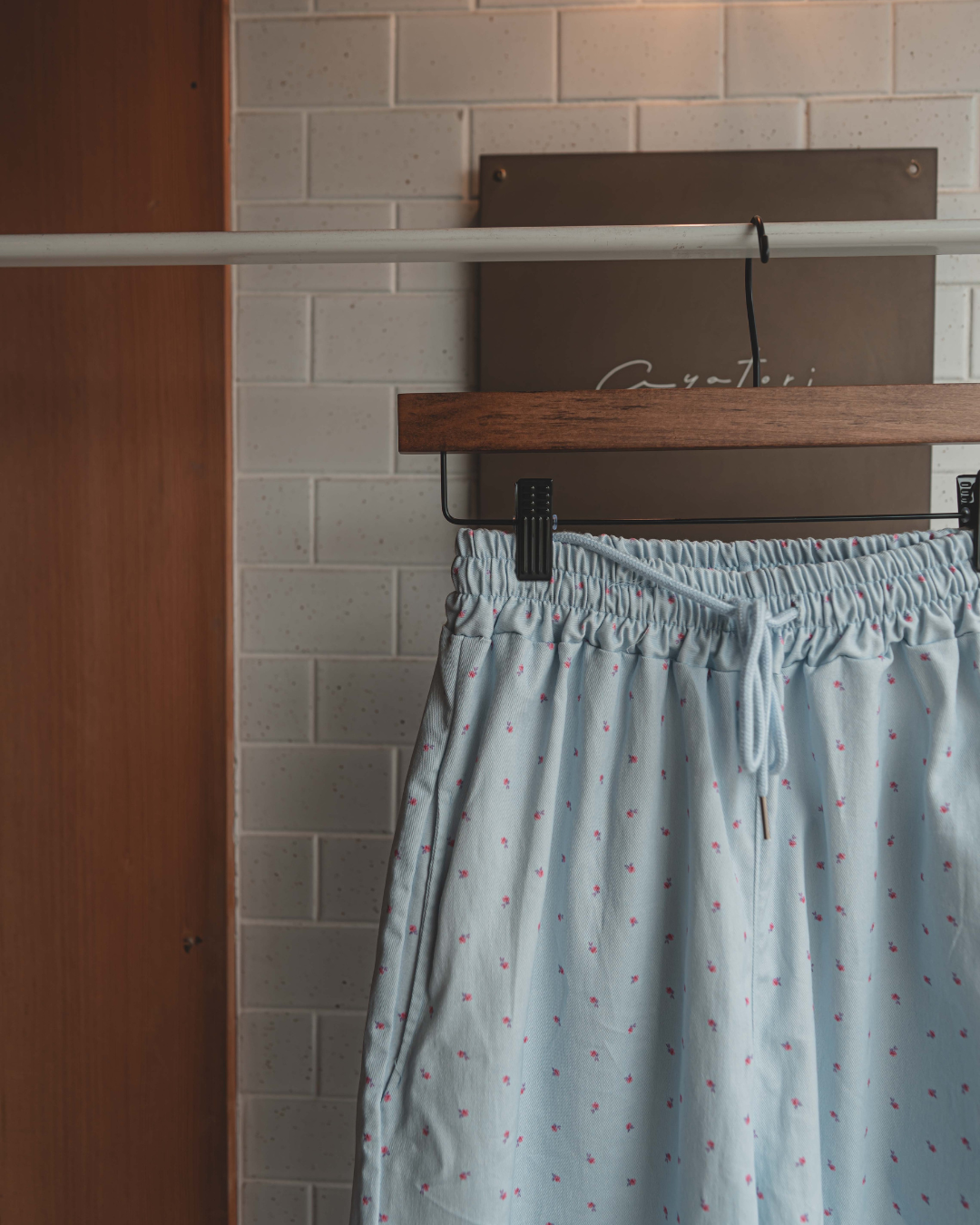 Flower tag pants
