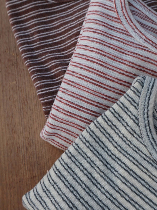 Digreen stripe latte tee