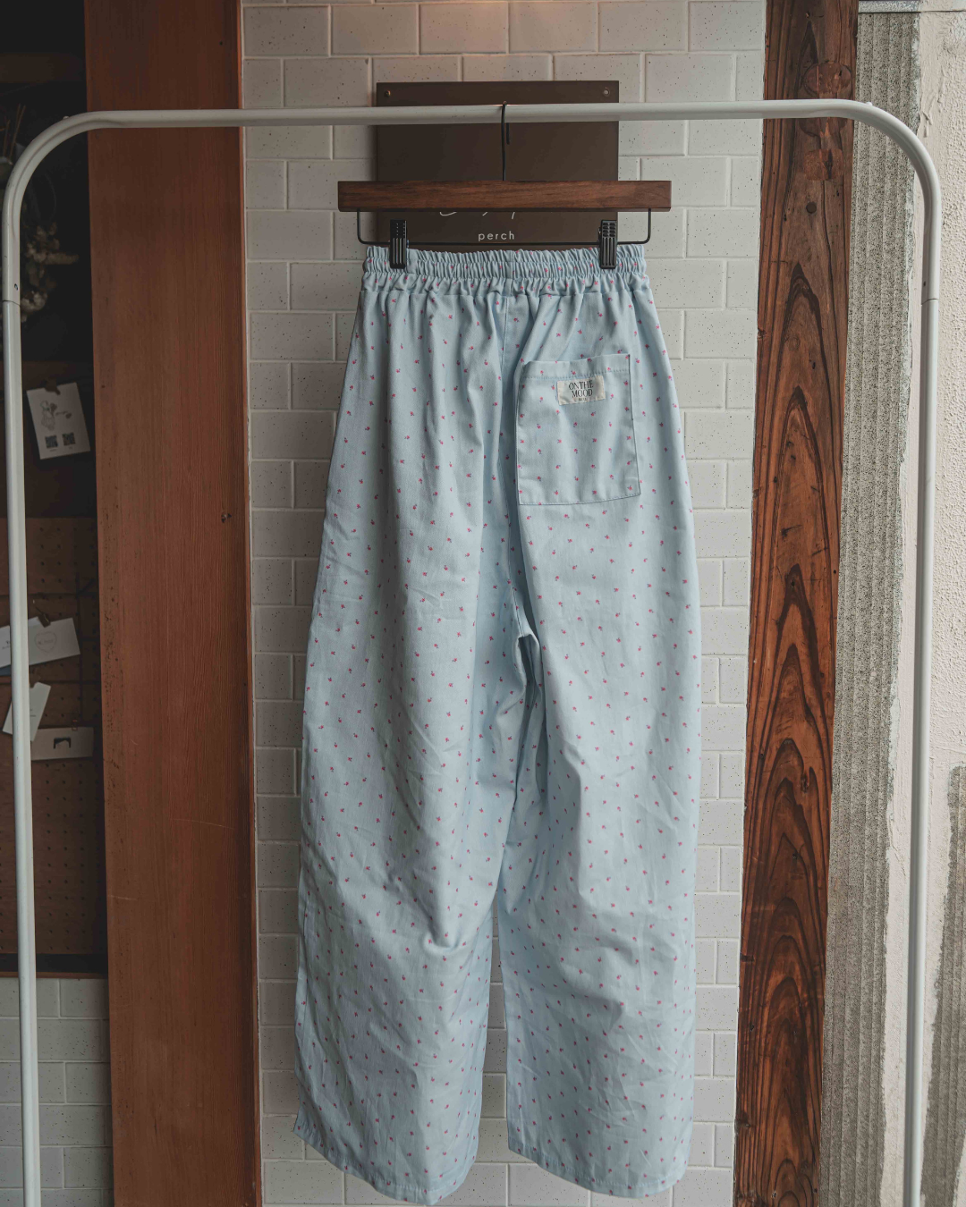 Flower tag pants