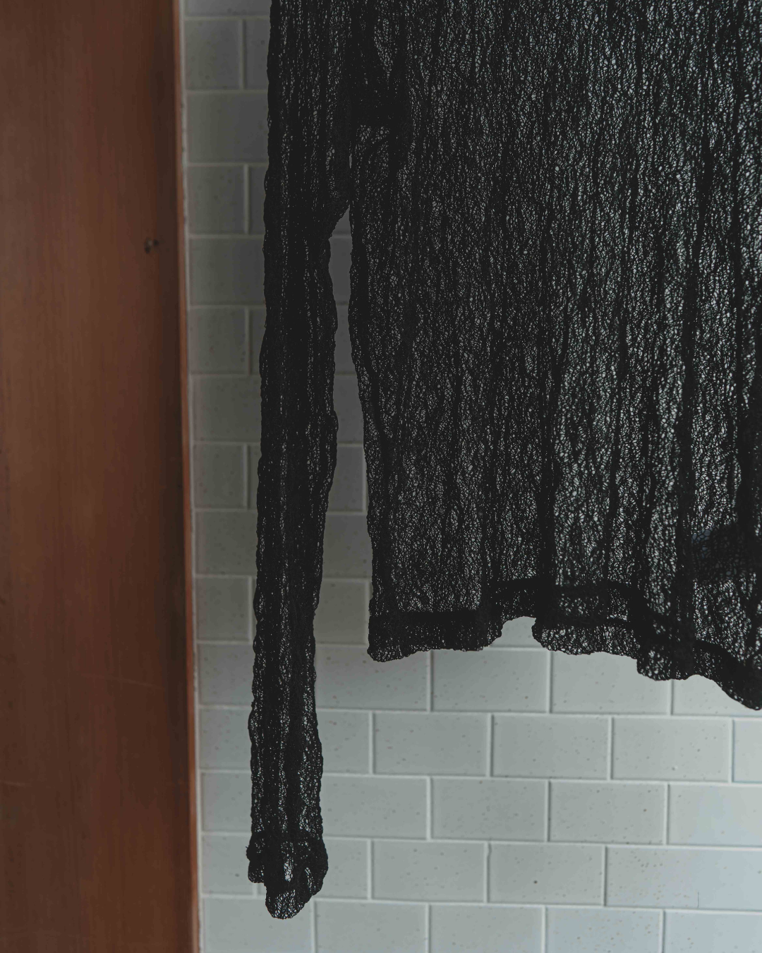 Mesh lace pullover