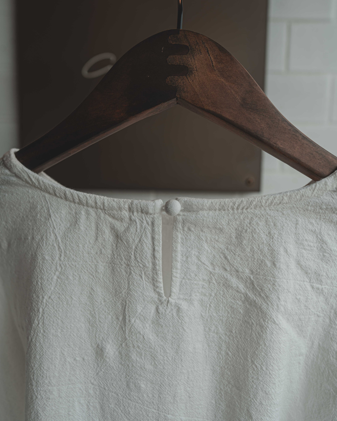 Puffy sleeves blouse