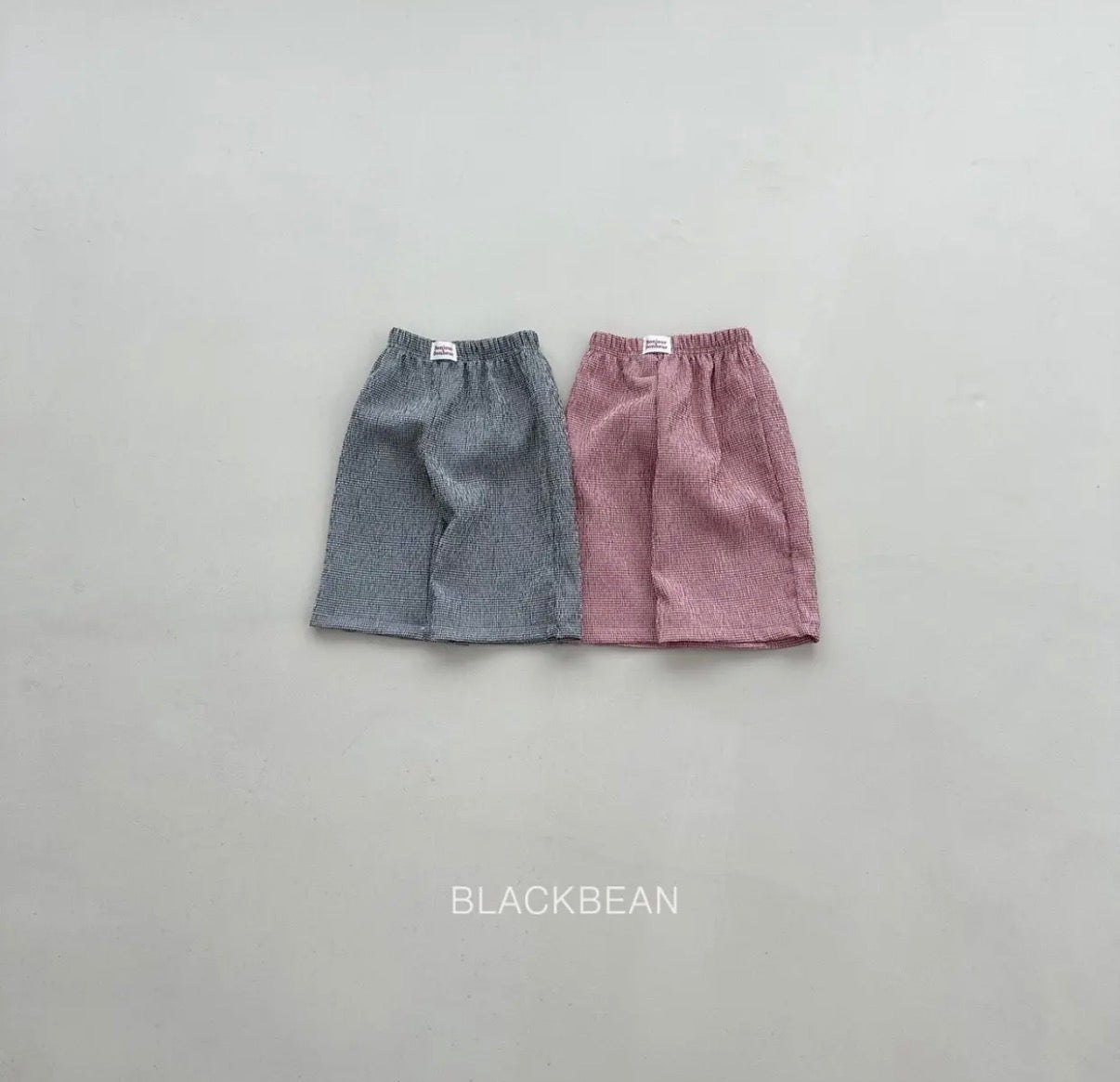 BLACK BEAN ミューズパンツ