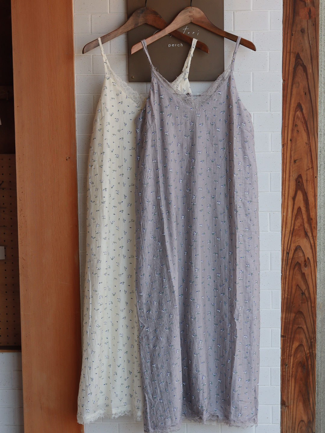 Flower lace camisole dress