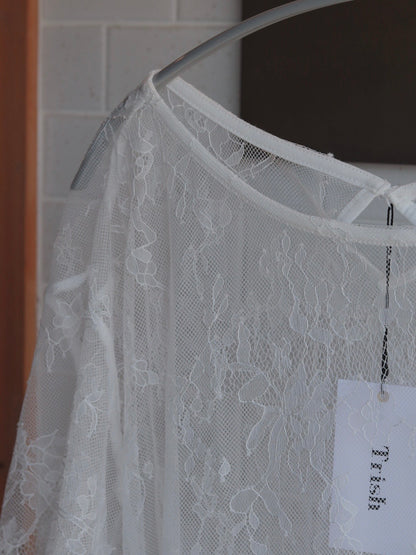 Lace over T